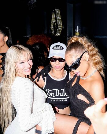 Shirin David