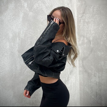 Shirin.wmn / yourfavstufff