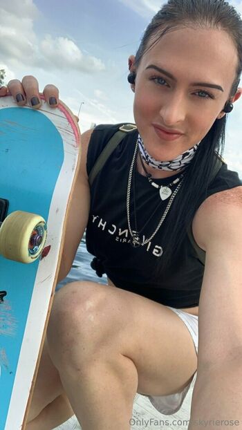 skyrierose