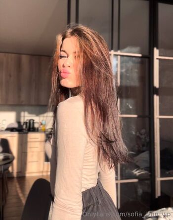 sofia_lynn_vip