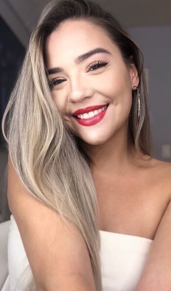Stephanie Camila