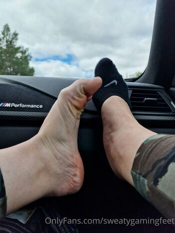sweatygamingfeet