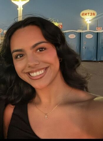 victoriaa.reneee