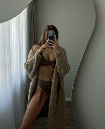 Viki Odintcova
