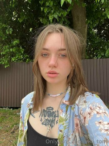 vivi_torn