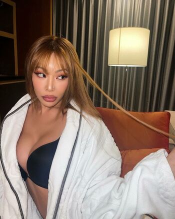 WomenK-pop
