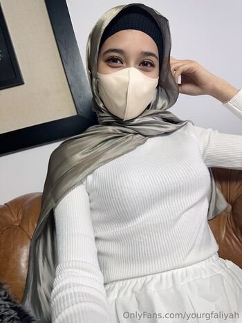 yourgfaliyah
