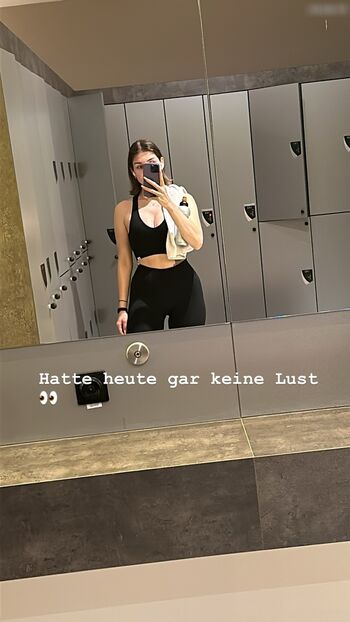Zoe Matthea